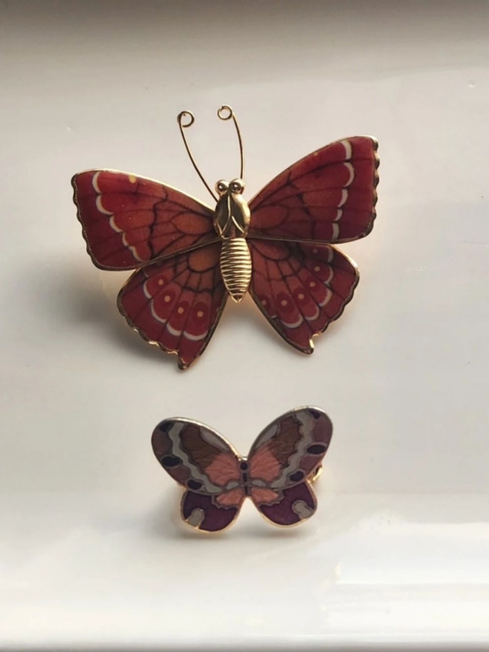 Butterfly Brooch Set in Red & Purple Like New